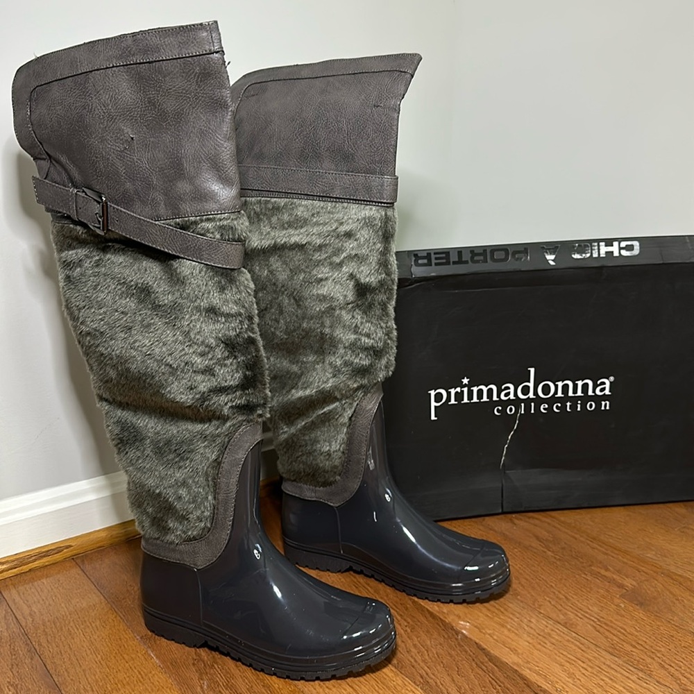 NWOT Prima Donna Knee High Faux Fur Boots Grey Size 38